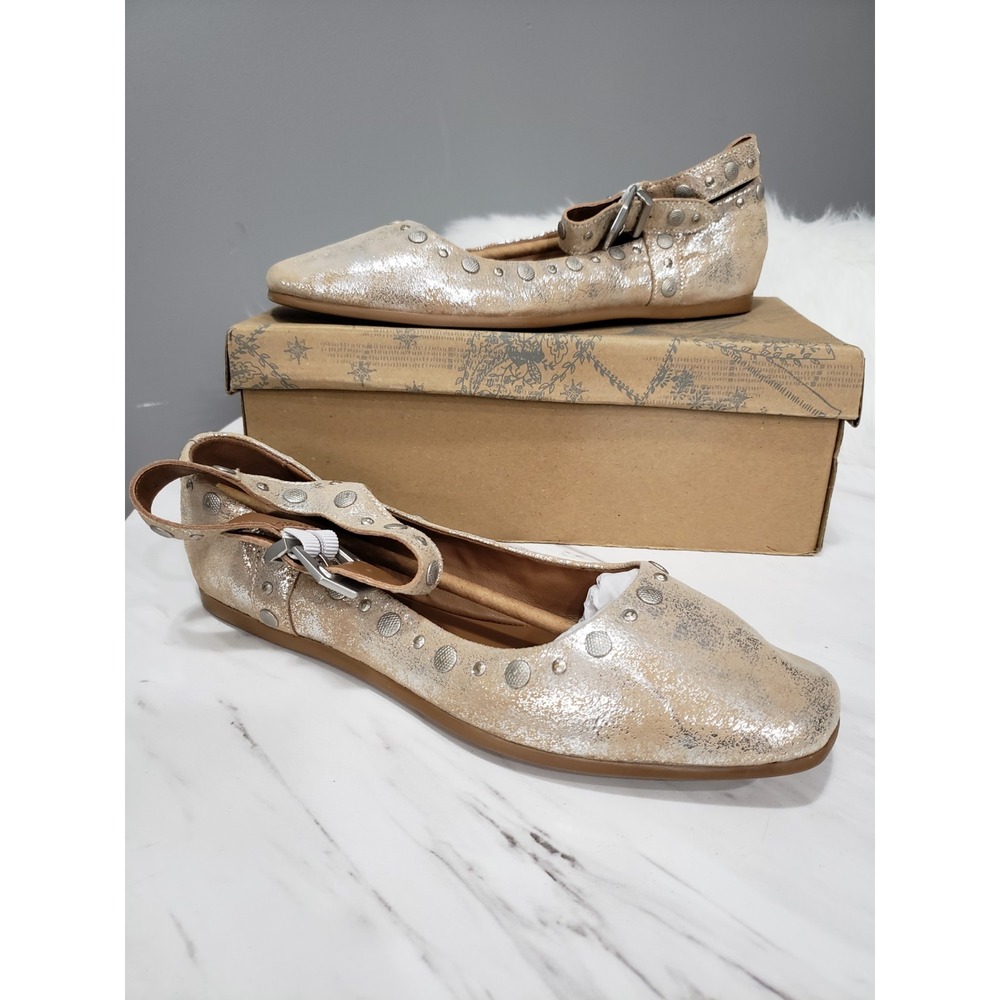 NEW US 11 / EU 41 Free People Mystic Mary Jane Flats Champagne Leather Studded